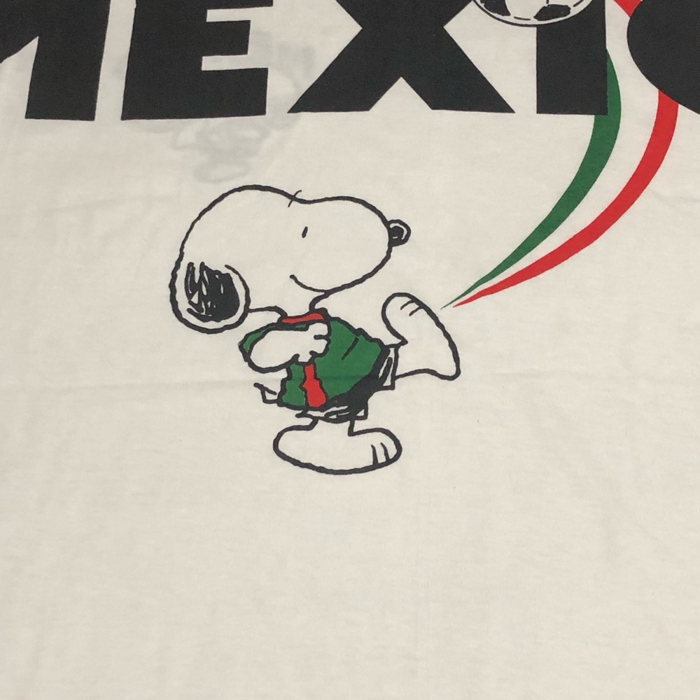 Snoopy Peanuts Mexico T-Shirt, Size Large, White, Lightweight, Relaxed Fit - Picture 5 of 6